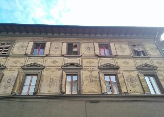 Ponte Vittoria , 11 , Apartment *